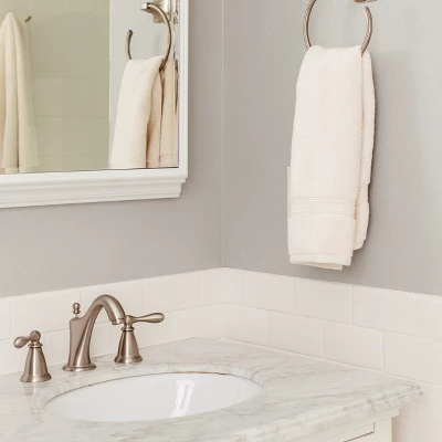 Plush Towels (Lynova) - Standard Textile Home - Image 4