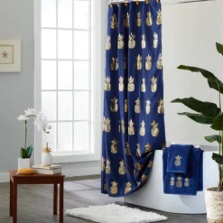 Gilded Pineapple Bath Towel Navy - SKL Home